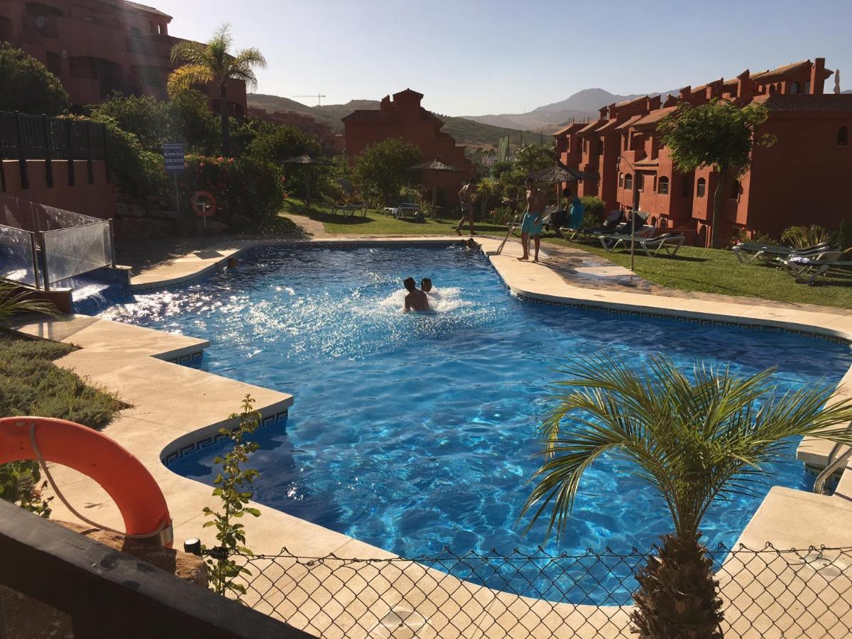Luxury 2-Bedrooms & Bathrooms Estepona Apartment Extérieur photo